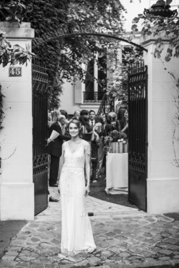 Arrivée de la mariée au lieu de réception